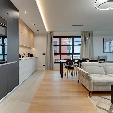 Apartment Doki Living 2 Bedroom - Parking & Foodhall